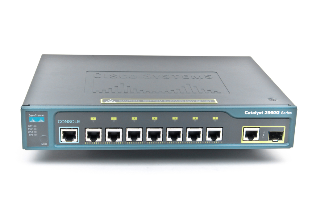 Cisco WS C2960 8TC L front1.fb20a13421d033a0343e3fe2e8b54b48